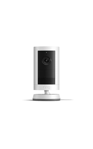 Presentamos la Cámara para exteriores con enchufe Ring Plus: Video 2K gran angular con Ring Vision, visión nocturna a todo color con poca luz, versatilidad para montar en cualquier lugar. Blanca